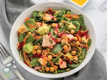 Spinach, Beet and Chicken Salad